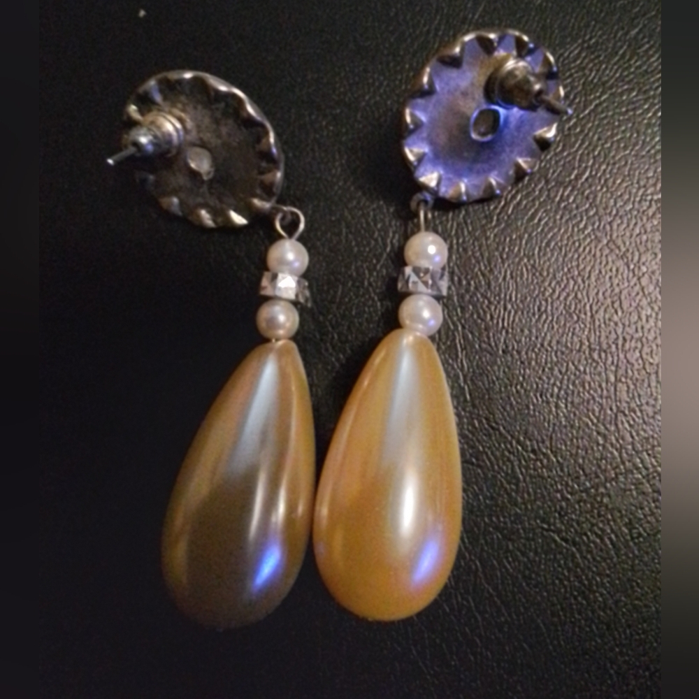 Vintage Pearl and Rhinestone Drop Earrings - Picture 2 of 2